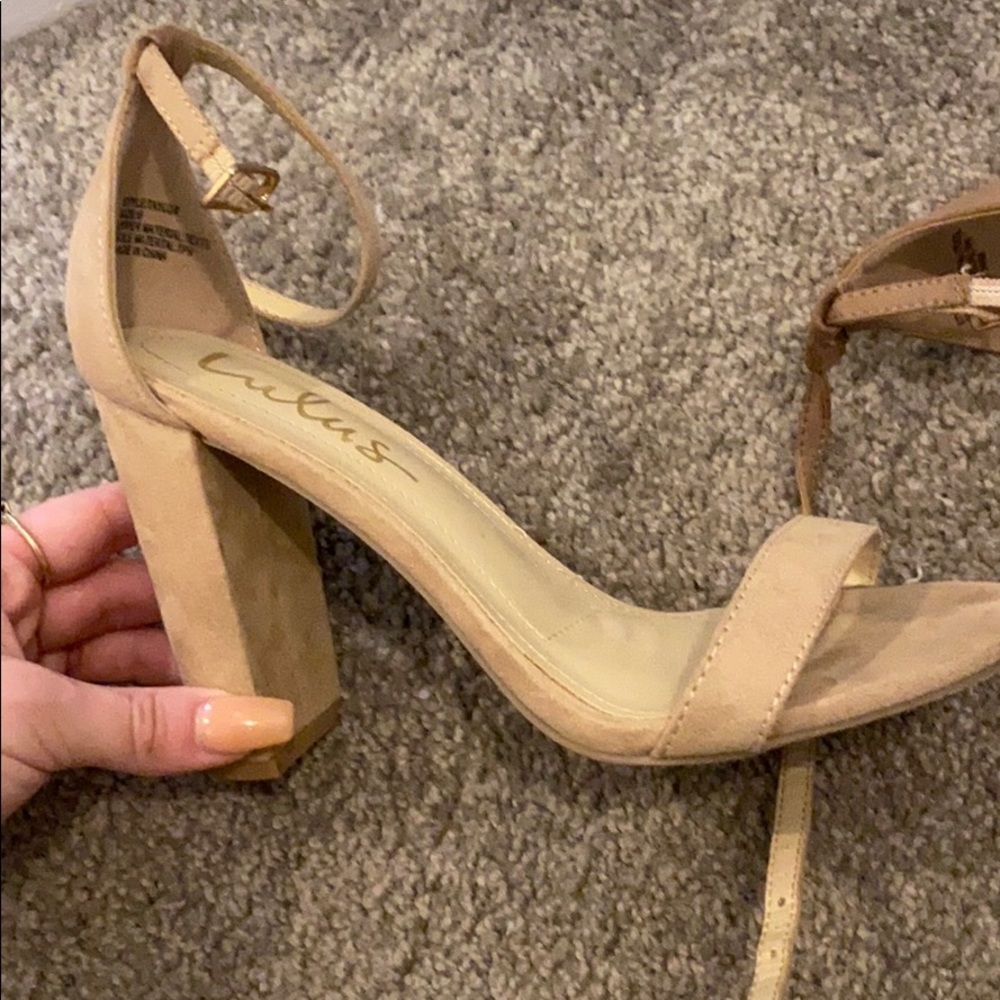 Lulus heels